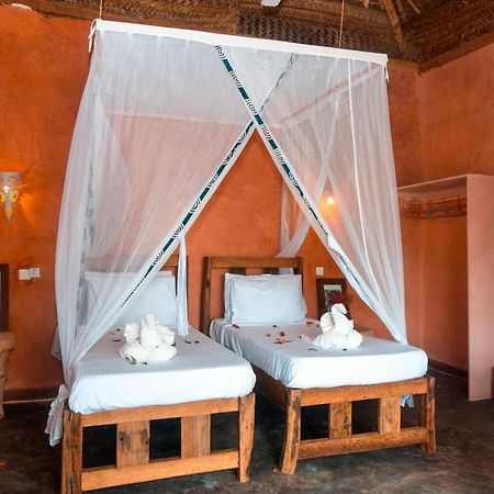 Zanzibar Kusini Beach Bungalows Hotel Кизимкази Экстерьер фото