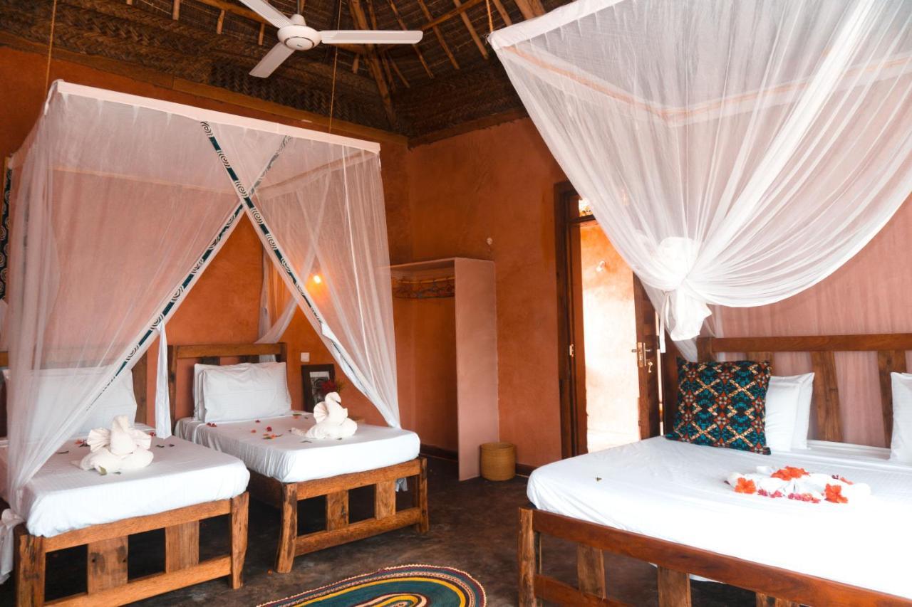 Zanzibar Kusini Beach Bungalows Hotel Кизимкази Экстерьер фото