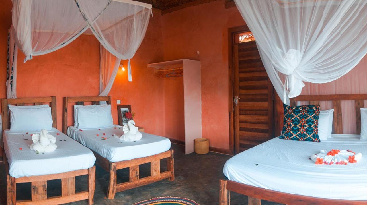 Zanzibar Kusini Beach Bungalows Hotel Кизимкази Экстерьер фото