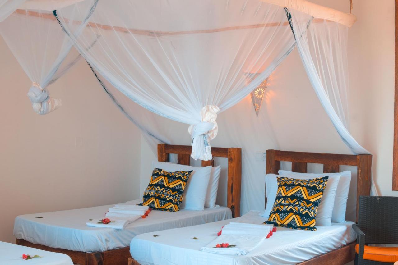 Zanzibar Kusini Beach Bungalows Hotel Кизимкази Экстерьер фото