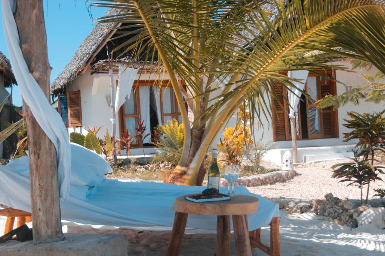 Zanzibar Kusini Beach Bungalows Hotel Кизимкази Экстерьер фото