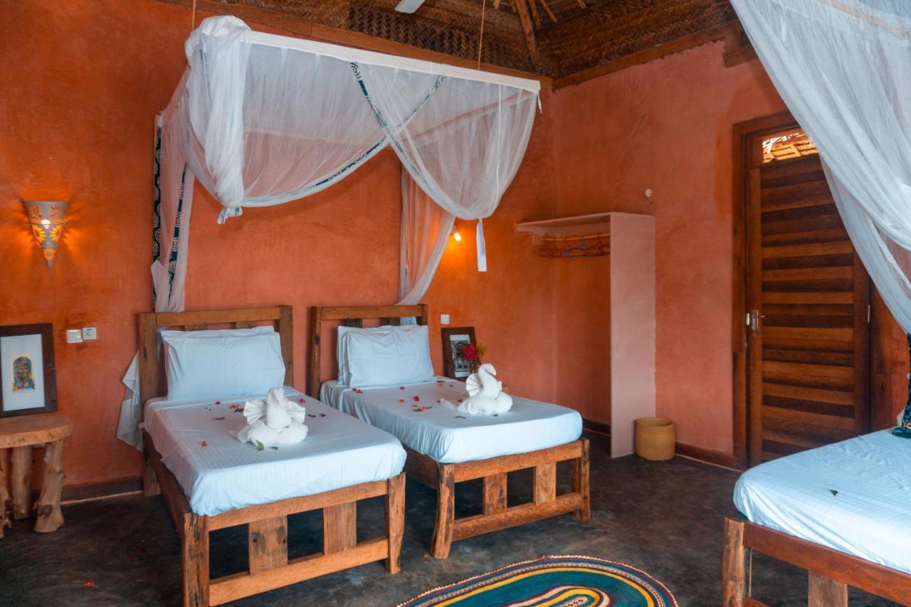 Zanzibar Kusini Beach Bungalows Hotel Кизимкази Экстерьер фото