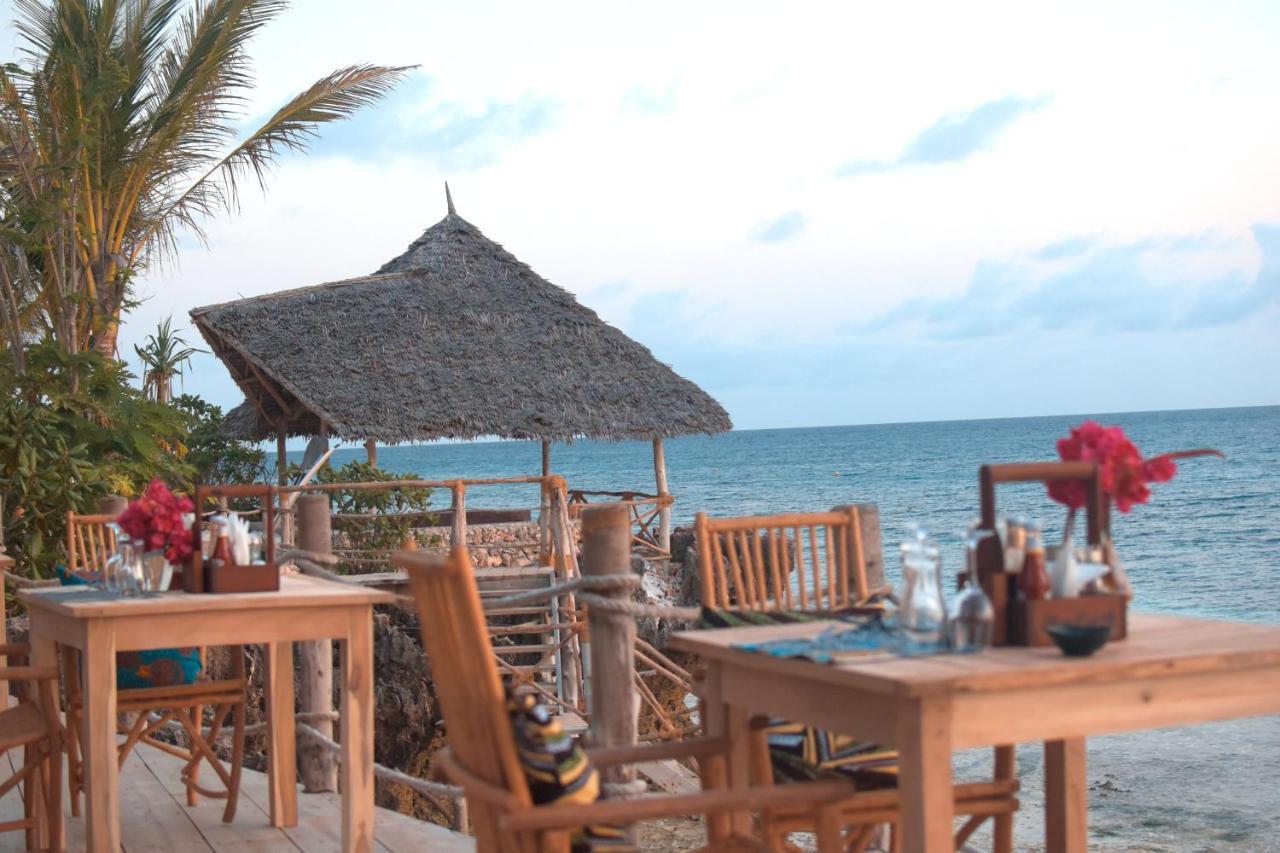 Zanzibar Kusini Beach Bungalows Hotel Кизимкази Экстерьер фото